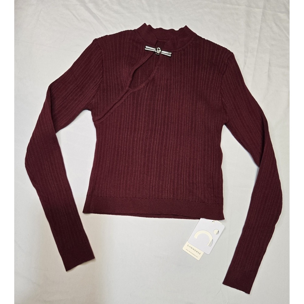 Commense NWT Womens Medium Red Sweater Knit Magentic Closure Neck